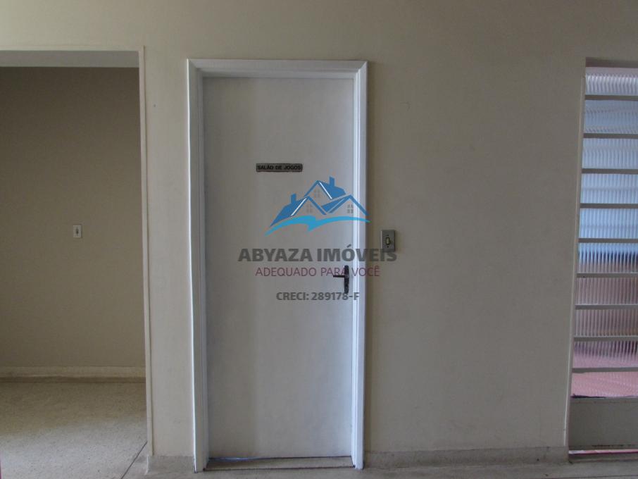 Apartamento à venda com 2 quartos, 74m² - Foto 12