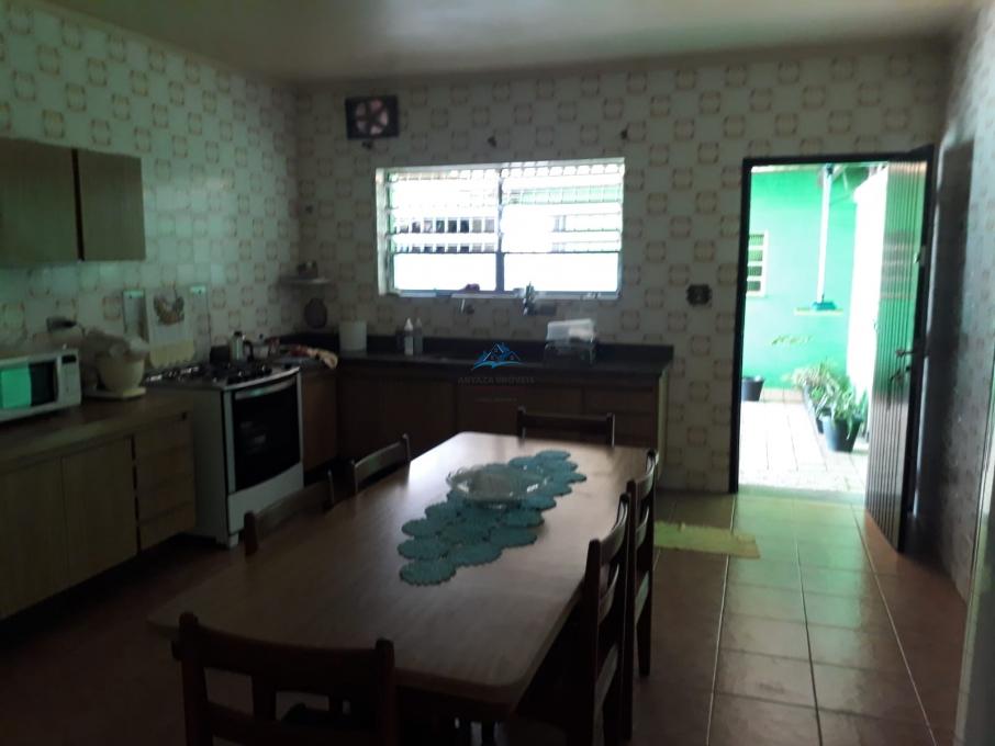 Casa à venda com 3 quartos, 600m² - Foto 21