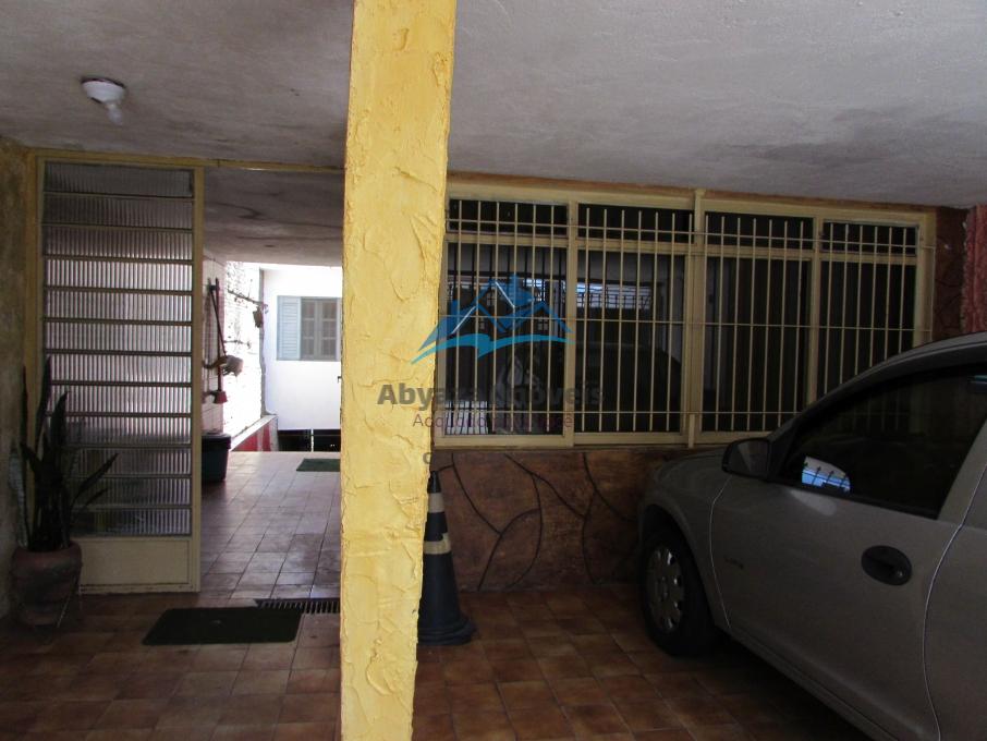 Casa à venda com 3 quartos, 150m² - Foto 1