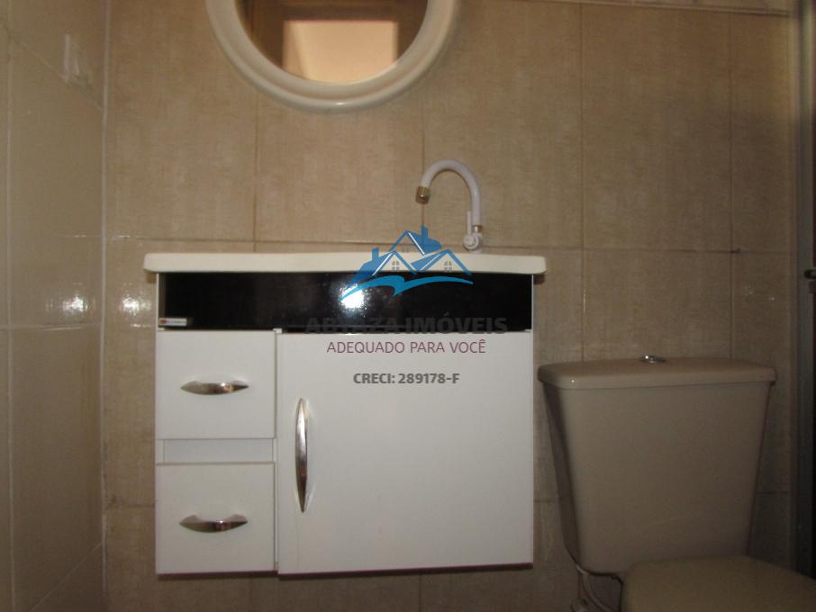 Casa à venda com 3 quartos, 220m² - Foto 14