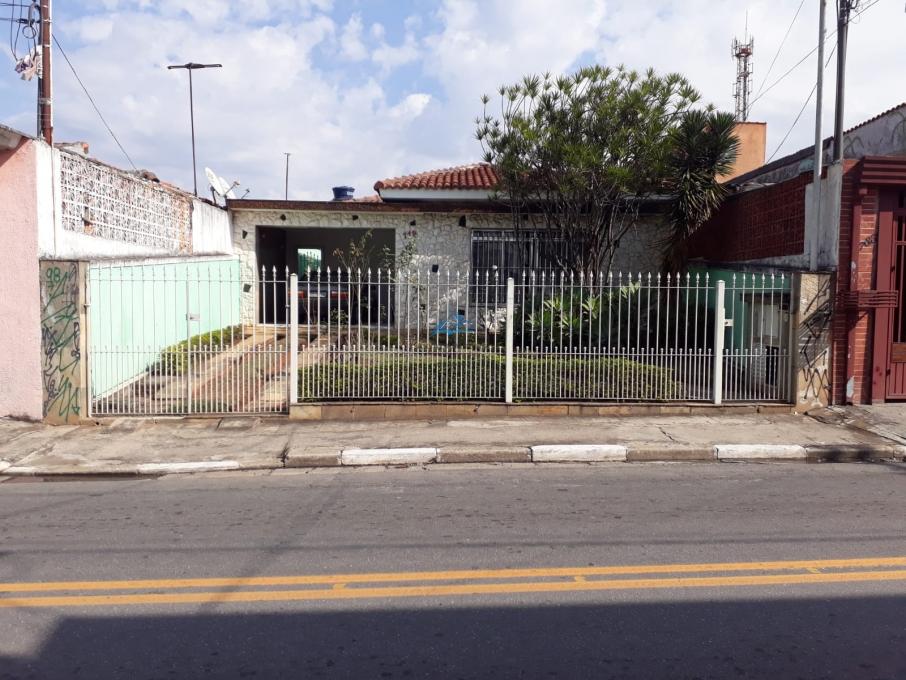 Casa à venda com 3 quartos, 600m² - Foto 1