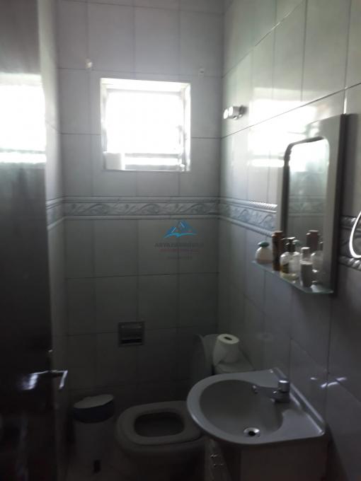 Casa à venda com 3 quartos, 600m² - Foto 18