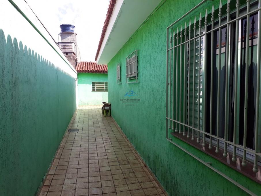 Casa à venda com 3 quartos, 600m² - Foto 6