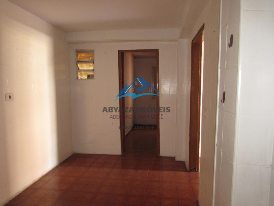 Casa à venda com 3 quartos, 220m² - Foto 16