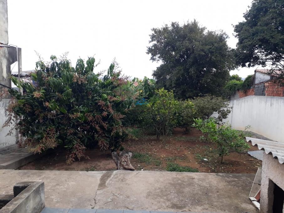 Casa à venda com 3 quartos, 600m² - Foto 9